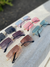 Load image into Gallery viewer, Icon Sunglasses

